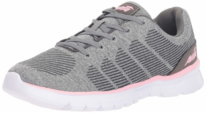 avia women's running shoes