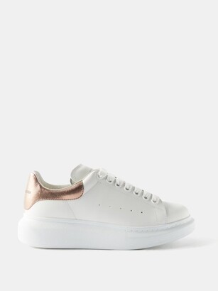 Alexander Mcqueen - Raised Sole Low Top Leather Trainers - Womens - White Multi