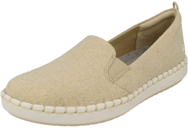 clarks glow slip