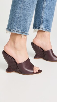 schutz wedges