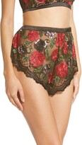 Thumbnail for your product : KILO BRAVA Embroidered Tap Shorts