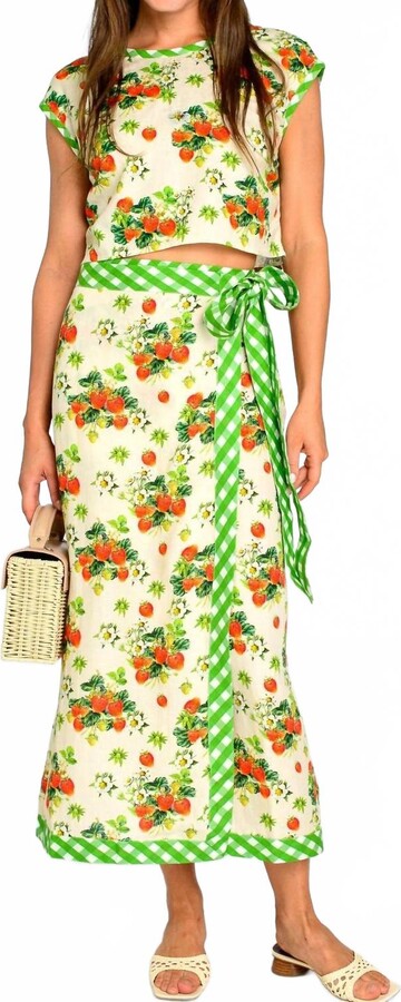 Elizabeth and James Jackie Top In Strawberry Garden