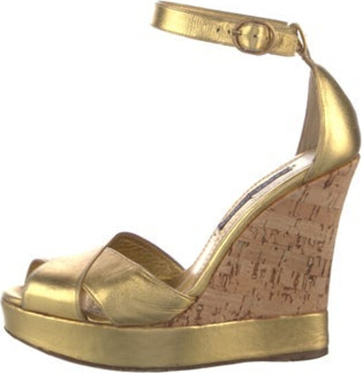 Ralph Lauren Collection Leather Pumps Gold Peep-Toes Platform Wrap-Around Straps & Buckle Closure at Ankles Unfortunately due to restrictions this item may not be eligible for shipping in all areas.