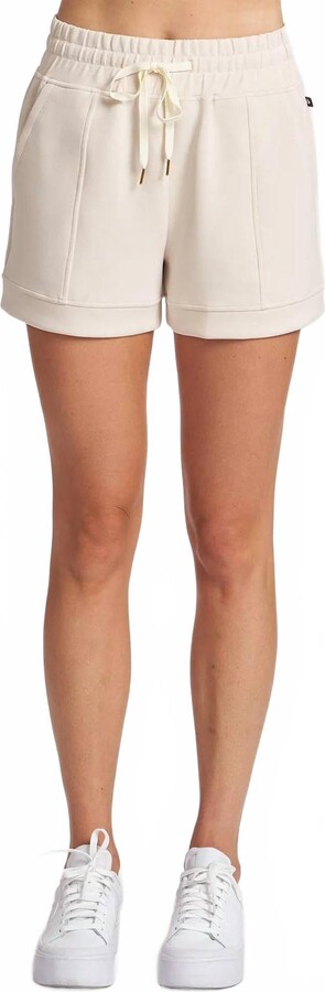 THRIVE SOCIETE Ultraluxe Pintuck Short In Chalk