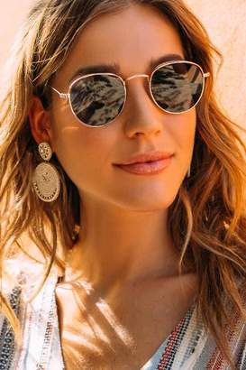 francesca's Taylor Small Round Sunglasses - Gold
