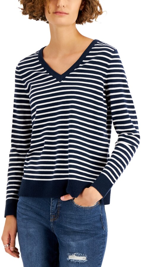 macys v neck sweaters
