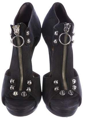 Roberto Cavalli Leather T-Strap Sandals