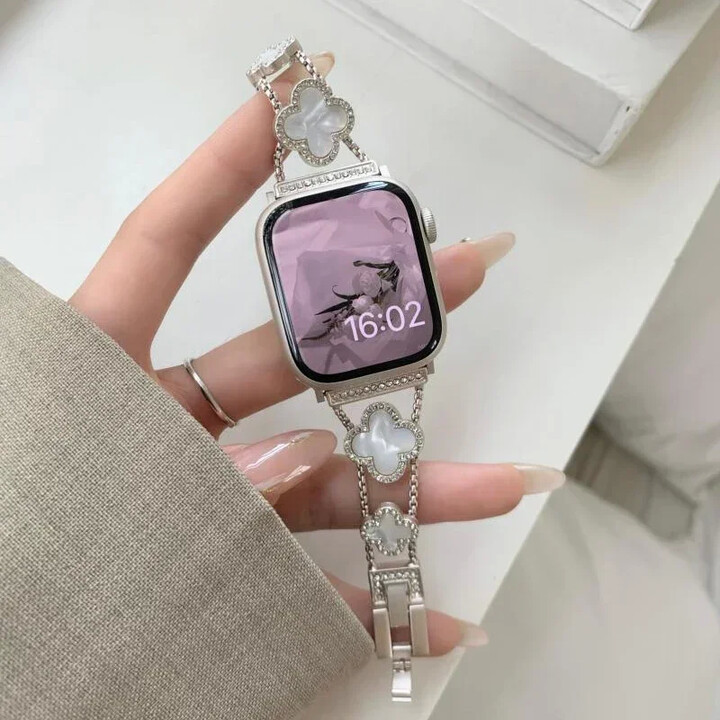Geekthink Diamond Four-leaf Clover Metal Strap for Apple Watch Ultra2 49mm 46mm 44/42/41/40/38mm Band for Iwatch Series10 987SE6 Bracelets