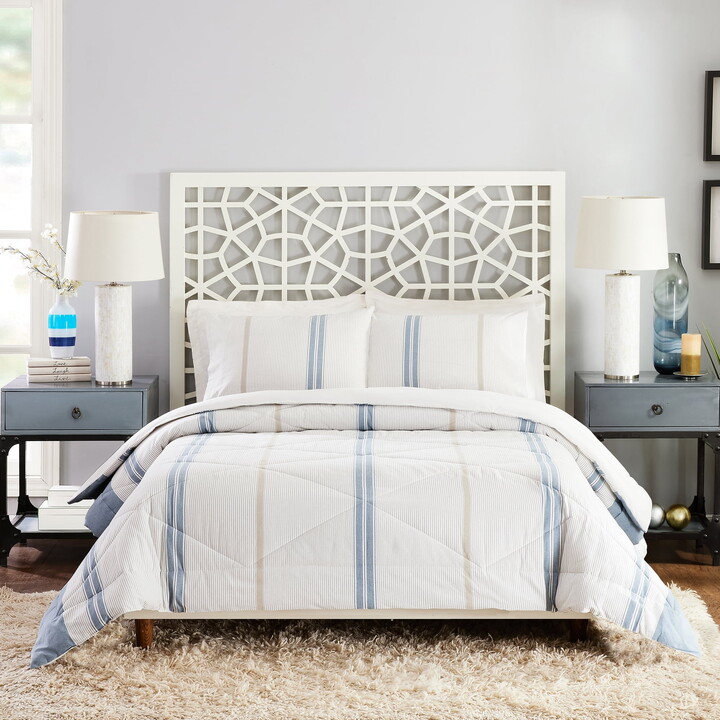 Laurel and Mayfair Laurel & Mayfair Mason Diamond Off-White 3-Piece Comforter, King