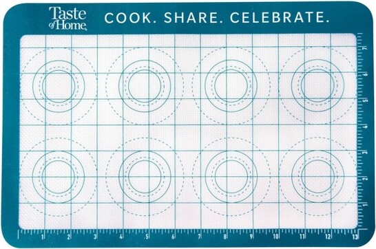 Taste of Home TasteofHomeSmallSiliconeBakingMat:NonstickCookieSheet,Dishwasher-Safe,Green,17"x12"