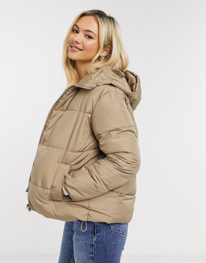 New Look hooded boxy puffer in camel - ShopStyle