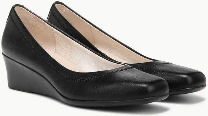 Groovy Pump Women's Black Faux Leather Slip On Wedge Heel Lion927