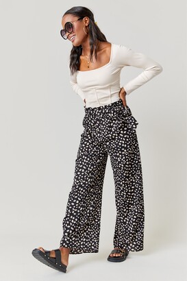What Tops to Wear with Palazzo Pants - Perfect Styling Tips