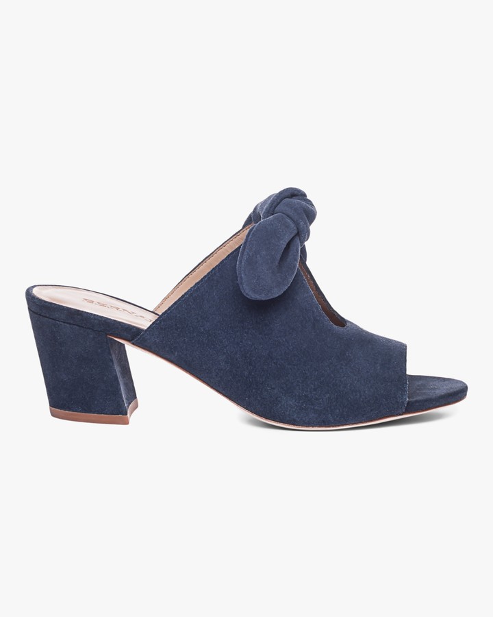 bernardo nala embroidered heel