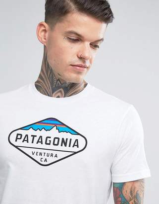 Patagonia Slim Fit T-Shirt With Fitz Roy Crest In White