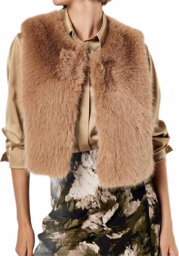 Eva Faux Fur Vest In Tan Brown