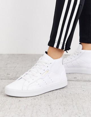 room weefgetouw wraak adidas Sleek Mid Top sneakers in white and gray - ShopStyle