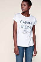 Calvin Klein T-shirt Blanc Imprimé Logo Bleu