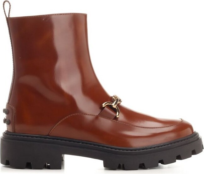 Tod's Logo Plaque Round-Toe Ankle Boots