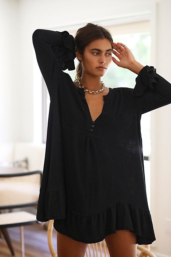 flowy tops with sleeves