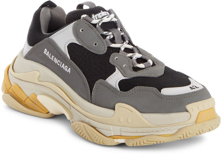 triple s retro sneaker