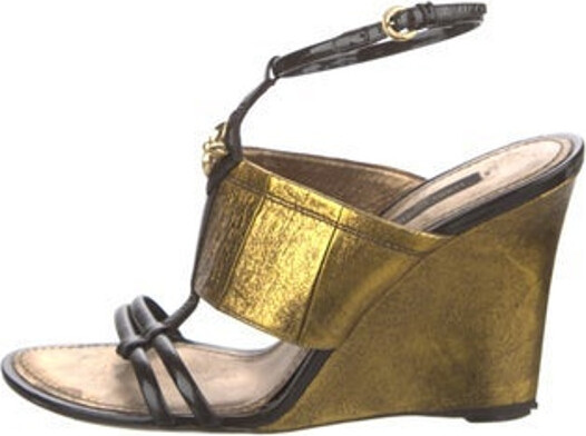 Louis Vuitton - Authenticated Sandal - Glitter Gold Plain for Women, Good Condition