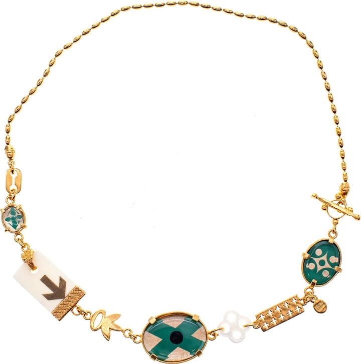 GEM Kingdom Gold / Green Goldplated Intaglio Necklace Symbols Green