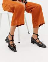 Thumbnail for your product : ASOS Design DESIGN Mapped pointed flat shoes-Black