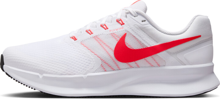 Nike Men's Run Swift 3 Road Running Shoes (Extra Wide) in White | FZ9666-100