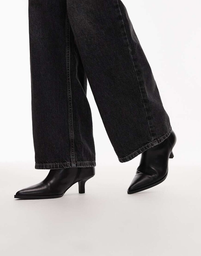 And other stories & leather pointed toe ankle boots in black
