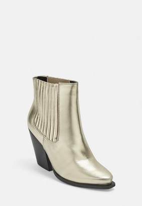 Missguided Curved Heel Western Chelsea Ankle Boots