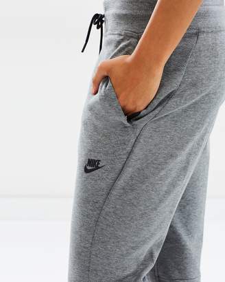 Nike Women's Sportswear Tech Fleece Pants