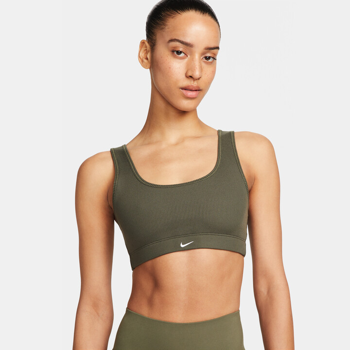 Nike Swoosh Air Max Women's Medium-Support Lightly Lined Cutout Sports Bra