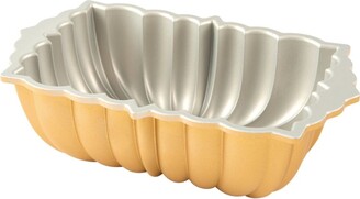 https://img.shopstyle-cdn.com/sim/9d/99/9d99695414a34f26c33af483102e6c6c_xlarge/nordicware-classic-fluted-loaf-pan-15cm.jpg
