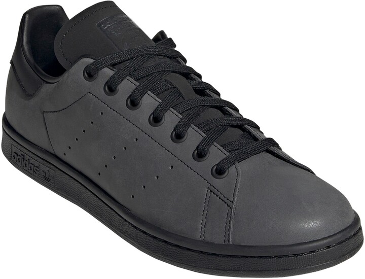 stan smiths black