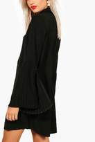 Thumbnail for your product : boohoo Pleated Sleeve Collar Tip Shift Dress