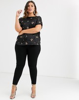 Thumbnail for your product : Simply Be boxy top in black with floral print