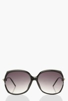Thumbnail for your product : boohoo Tortoise Shell Detail Oversized Sunglasses