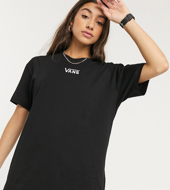 Vans Oversized chest logo t-shirt in black Exclusive at ASOS - ShopStyle