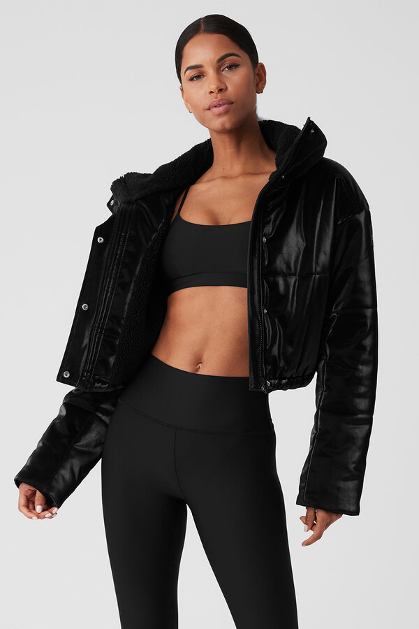 Alo Yoga Orion Cropped Puffer Jacket in Black, Size: XS