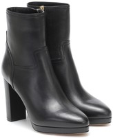 Thumbnail for your product : Valentino Garavani Rockstud leather ankle boots
