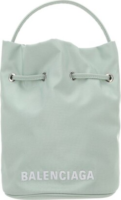 designer purse on wheels