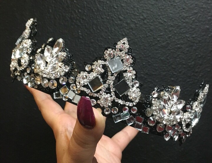 Etsy Living For Love Crown