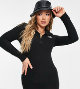 Thumbnail for your product : The North Face Glacier fleece dress in black Exclusive at ASOS