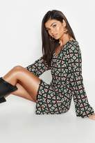 Thumbnail for your product : boohoo Oversized Geo Print Belted Shift Dress