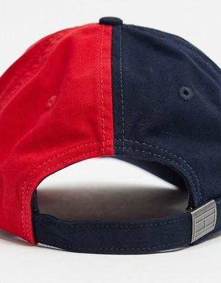 Tommy Hilfiger Them split logo baseball in navy and red