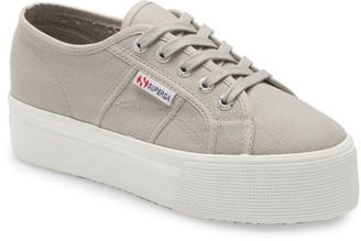 superga sneaker sizing