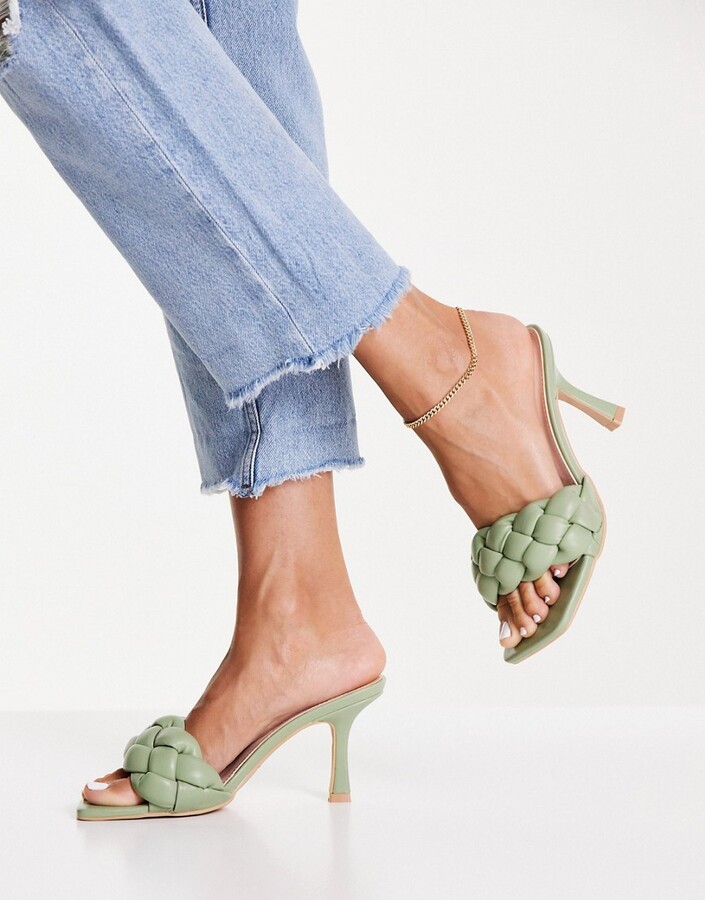 leather t strap pumps