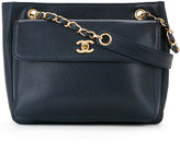 Chanel Vintage sac porté épaule CC 