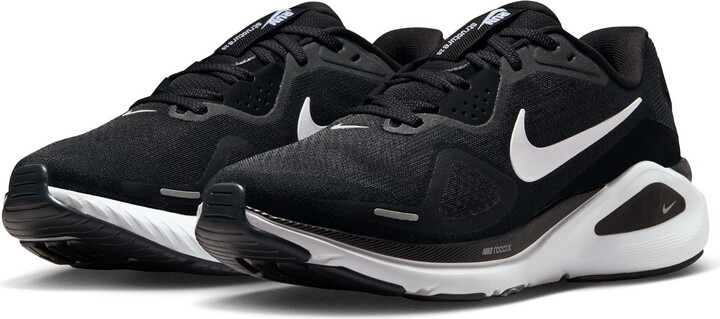 Structure 26 SE Running Shoe